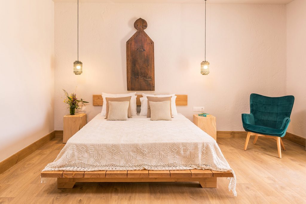 Marjoram Luna inn 2