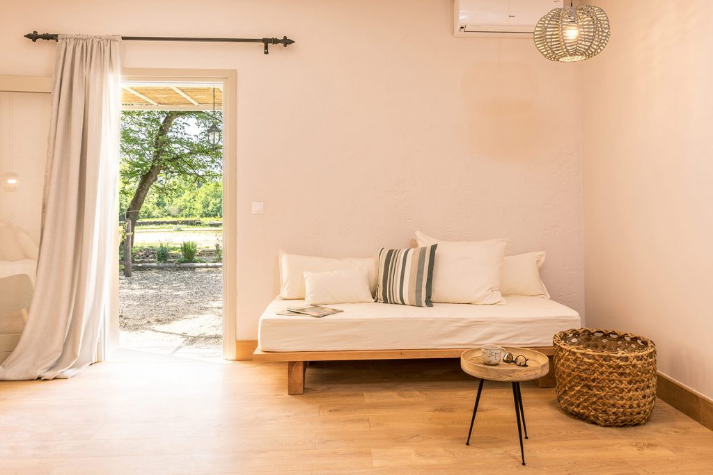 Marjoram Luna inn 3