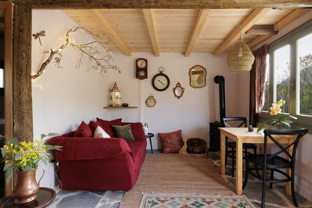 8R7A2960moonlight cottage vradi estate