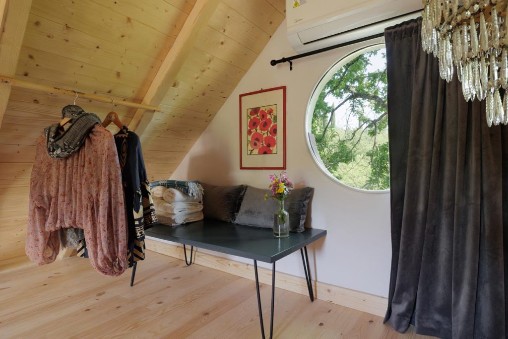 8R7A5566moonlight cottage vradi estate