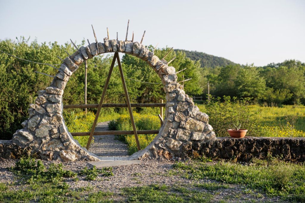 8R7A5970moonlight cottage vradi estate